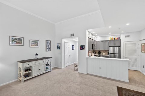 Condo in Celebration, Florida, 2 bedrooms № 2094409 - photo 2