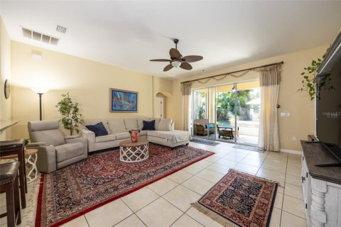 Villa ou maison à vendre à Palm Coast, Floride: 3 chambres, 171.03 m2 № 2423680 - photo 11