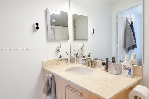 Condominio en venta en Fort Lauderdale, Florida, 2 dormitorios, 115.76 m2 № 2078265 - foto 11