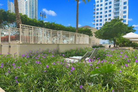 Condominio en venta en Fort Lauderdale, Florida, 2 dormitorios, 115.76 m2 № 2078265 - foto 23