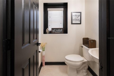 Townhouse in Tampa, Florida 3 bedrooms, 146.04 sq.m. № 2319008 - photo 16