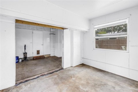 Casa en venta en Gulfport, Florida, 3 dormitorios, 97.83 m2 № 2151509 - foto 23