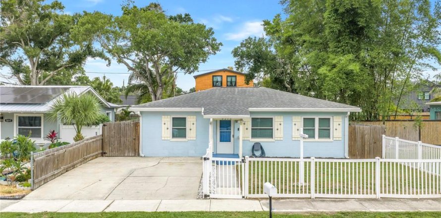 Casa en Gulfport, Florida 3 dormitorios, 97.83 m2 № 2151509