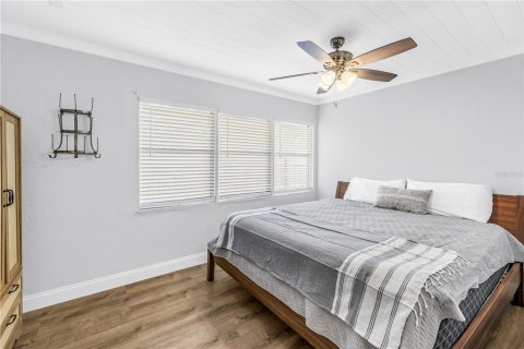 Casa en venta en Gulfport, Florida, 3 dormitorios, 97.83 m2 № 2151509 - foto 15