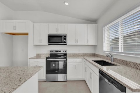 Villa ou maison à vendre à Lakeland, Floride: 3 chambres, 143.16 m2 № 1324739 - photo 4