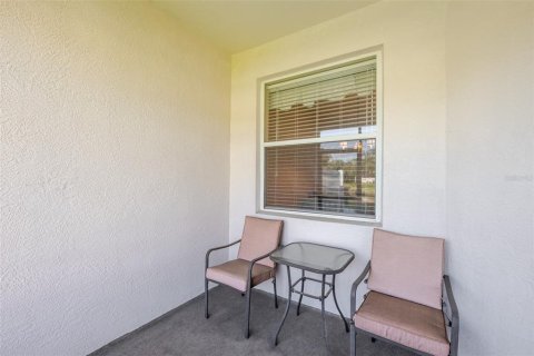 Townhouse in Sarasota, Florida 3 bedrooms, 138.33 sq.m. № 1750148 - photo 4