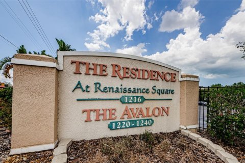 Condo in Clearwater, Florida, 1 bedroom  № 1719839 - photo 5