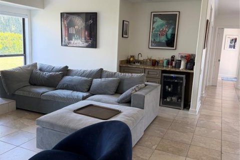 Villa ou maison à louer à Sarasota, Floride: 4 chambres, 278.61 m2 № 2129420 - photo 4