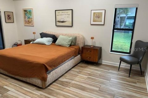 Villa ou maison à louer à Sarasota, Floride: 4 chambres, 278.61 m2 № 2129420 - photo 9