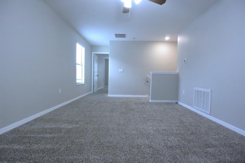 House in Tampa, Florida 3 bedrooms, 224.45 sq.m. № 2200525 - photo 24