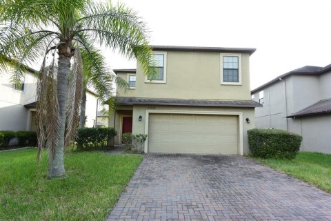 House in Tampa, Florida 3 bedrooms, 224.45 sq.m. № 2200525 - photo 2