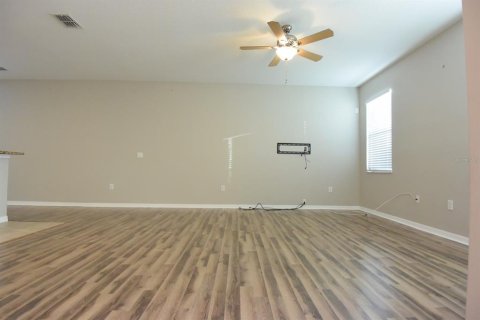 House in Tampa, Florida 3 bedrooms, 224.45 sq.m. № 2200525 - photo 21