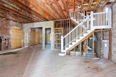 Купить виллу или дом в Майами, Флорида 3 спальни, 300.72м2, № 2051412 - фото 12