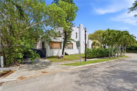 Купить виллу или дом в Майами, Флорида 3 спальни, 300.72м2, № 2051412 - фото 2