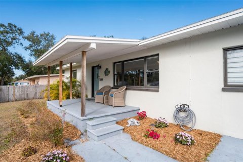 Casa en venta en Clearwater, Florida, 4 dormitorios, 156.91 m2 № 1508584 - foto 4