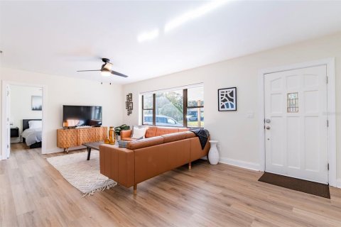 Casa en venta en Clearwater, Florida, 4 dormitorios, 156.91 m2 № 1508584 - foto 6