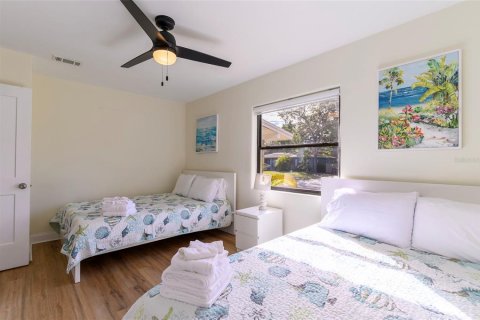 Casa en venta en Clearwater, Florida, 4 dormitorios, 156.91 m2 № 1508584 - foto 23