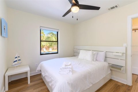Casa en venta en Clearwater, Florida, 4 dormitorios, 156.91 m2 № 1508584 - foto 26