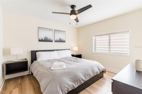 Casa en venta en Clearwater, Florida, 4 dormitorios, 156.91 m2 № 1508584 - foto 17