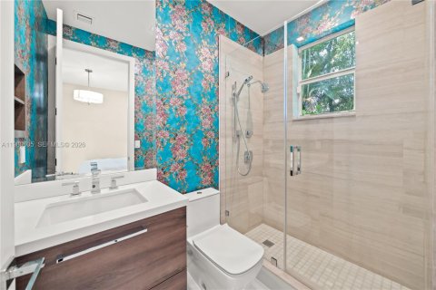 House in South Miami, Florida 4 bedrooms, 315.03 sq.m. № 2043091 - photo 28