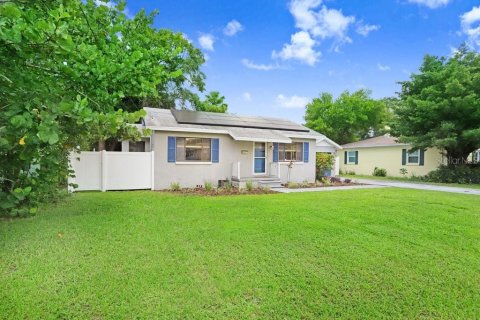 Villa ou maison à vendre à Tampa, Floride: 3 chambres, 136.85 m2 № 2091739 - photo 2