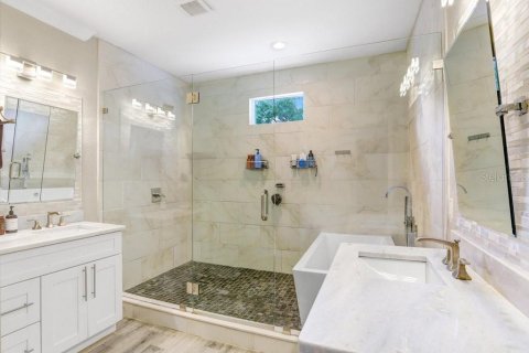 Villa ou maison à vendre à Tampa, Floride: 3 chambres, 136.85 m2 № 2091739 - photo 12