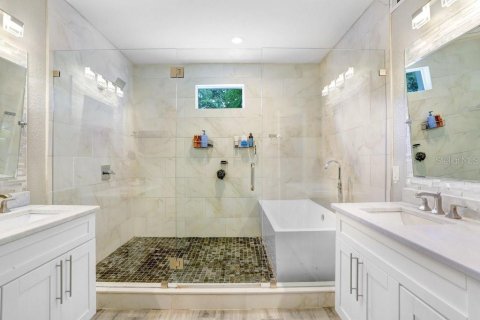 Villa ou maison à vendre à Tampa, Floride: 3 chambres, 136.85 m2 № 2091739 - photo 13