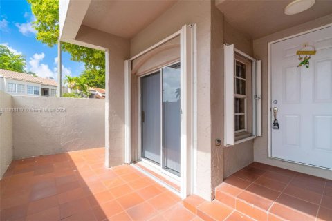 Townhouse in Miami, Florida 3 bedrooms, 141.49 sq.m. № 1814731 - photo 4
