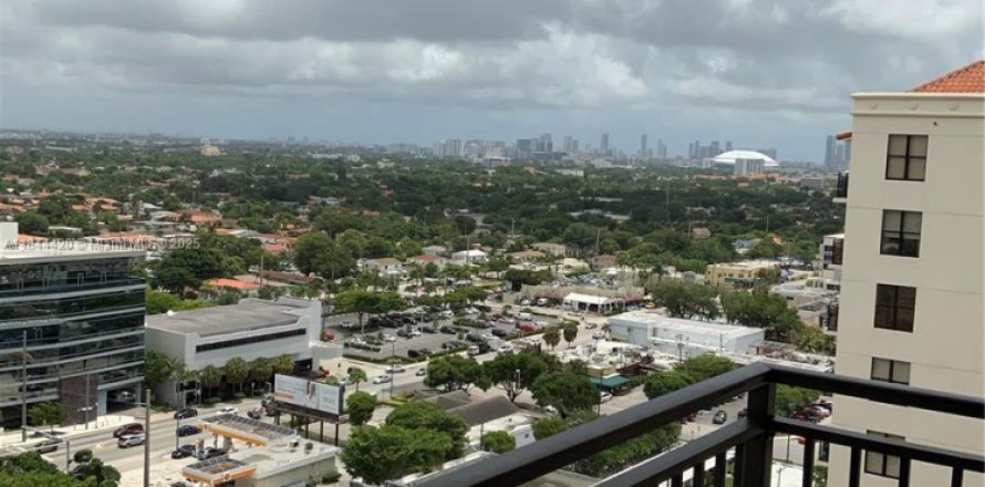 Condo in Coral Gables, Florida, 2 bedrooms  № 1839634