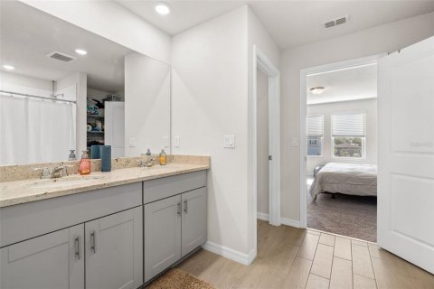 Casa en venta en Zephyrhills, Florida, 3 dormitorios, 182.46 m2 № 1573139 - foto 19