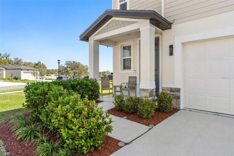 Casa en venta en Zephyrhills, Florida, 3 dormitorios, 182.46 m2 № 1573139 - foto 2
