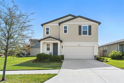 Casa en venta en Zephyrhills, Florida, 3 dormitorios, 182.46 m2 № 1573139 - foto 1