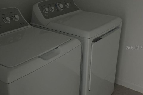 Casa en alquiler en Winter Haven, Florida, 3 dormitorios, 149.11 m2 № 1919935 - foto 10