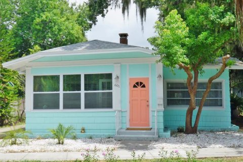 Villa ou maison à Clearwater, Floride 3 chambres, 171.59 m2 № 2222892