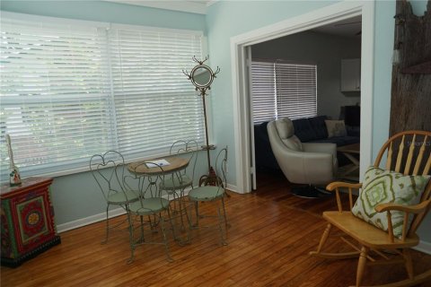 House in Clearwater, Florida 3 bedrooms, 171.59 sq.m. № 2222892 - photo 3