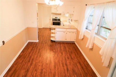 House in Winter Haven, Florida 3 bedrooms, 133.13 sq.m. № 1824965 - photo 9