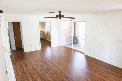 House in Winter Haven, Florida 3 bedrooms, 133.13 sq.m. № 1824965 - photo 8