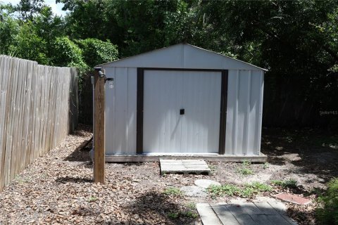 House in Winter Haven, Florida 3 bedrooms, 133.13 sq.m. № 1824965 - photo 27
