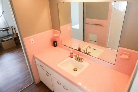 House in Winter Haven, Florida 3 bedrooms, 133.13 sq.m. № 1824965 - photo 5
