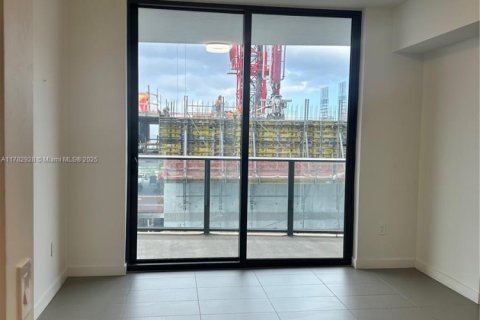 Copropriété à vendre à Miami, Floride: 1 chambre, 69.86 m2 № 2021468 - photo 9