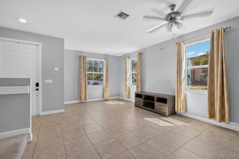 Touwnhouse à vendre à West Palm Beach, Floride: 3 chambres, 139.26 m2 № 2410731 - photo 16