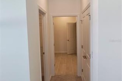 House in Palm Coast, Florida 3 bedrooms, 231.05 sq.m. № 2114697 - photo 8