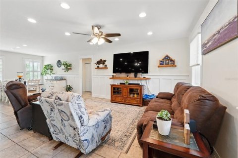 Casa en venta en Mascotte, Florida, 3 dormitorios, 148.64 m2 № 1746433 - foto 13