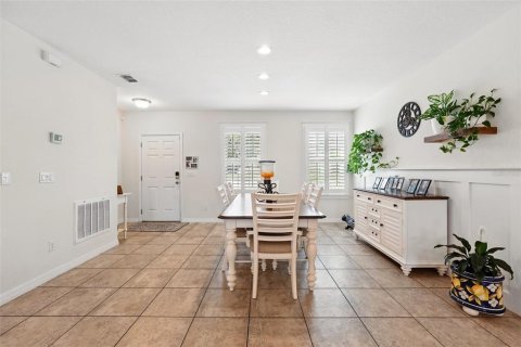 Casa en venta en Mascotte, Florida, 3 dormitorios, 148.64 m2 № 1746433 - foto 9