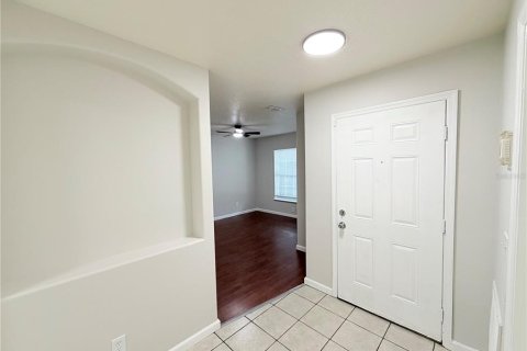 House in Apopka, Florida 4 bedrooms, 142.14 sq.m. № 2306750 - photo 3