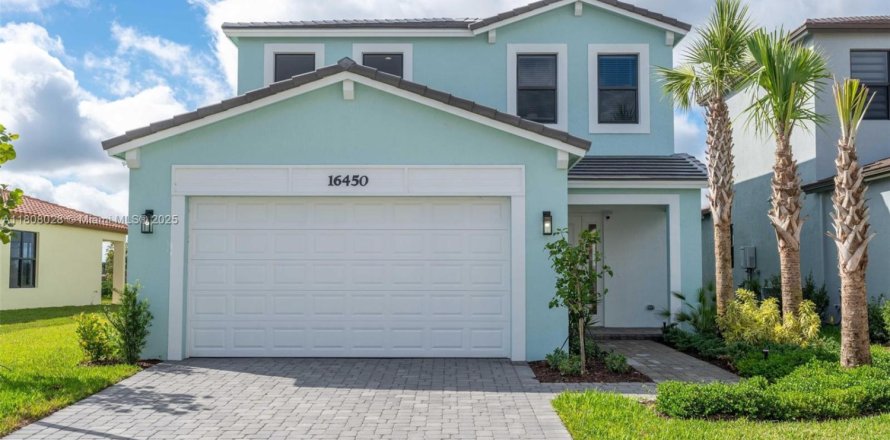 House in Loxahatchee Groves, Florida 5 bedrooms, 255.48 sq.m. № 1937149