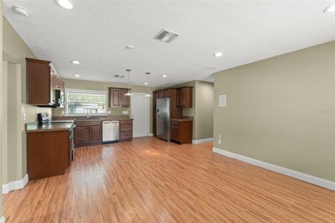 Casa en venta en Apopka, Florida, 2 dormitorios, 105.63 m2 № 1767899 - foto 18