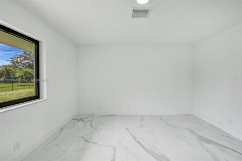 Casa en venta en Plantation, Florida, 3 dormitorios, 226.87 m2 № 1704046 - foto 29