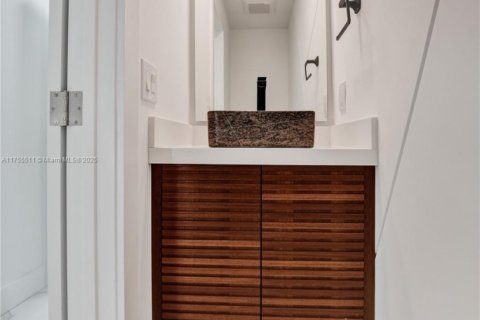 Casa en venta en Plantation, Florida, 3 dormitorios, 226.87 m2 № 1704046 - foto 27