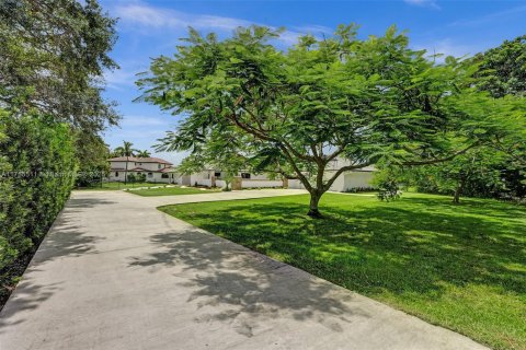 Casa en venta en Plantation, Florida, 3 dormitorios, 226.87 m2 № 1704046 - foto 1